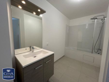 Location Appartement 4 pièces 81m² CAEN 14000 - Photo 3