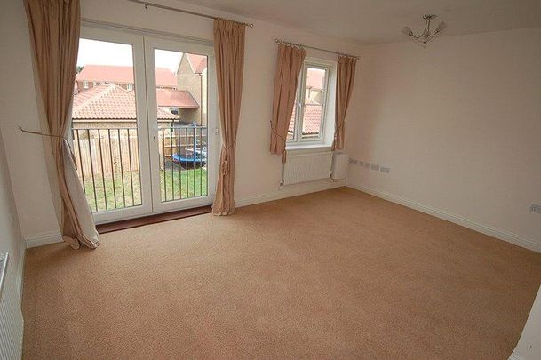 4 bedroom terraced house to rent - Photo 1