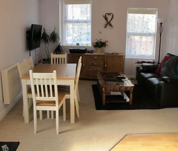 Darracott Road, Southbourne, - Photo 1