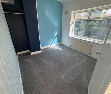 2 Bed Semi-Detached House, North Clifden Lane, M7 - Photo 3