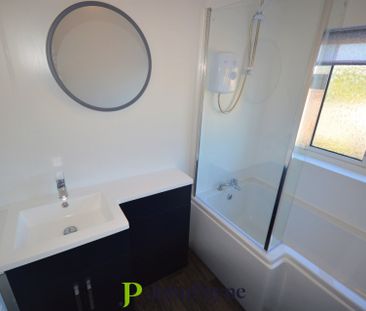 Thomas Landsdail Street, Cheylesmore, Coventry, CV3 5FT - Photo 2