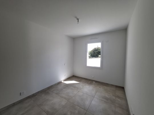Location Maison 3 pièces 56m² MACHECOUL ST MEME 44270 - Photo 1