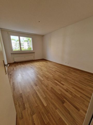 Zentral gelegene & moderne 3.5 ZW à 70 m² im 1. OG - Foto 4