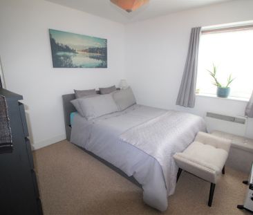St James Place, De Grey Road, Colchester - Photo 4