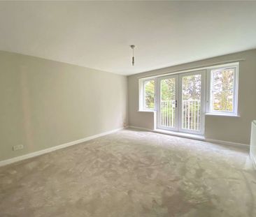 A contemporary apartment forming part of a modern development set i... - Photo 3