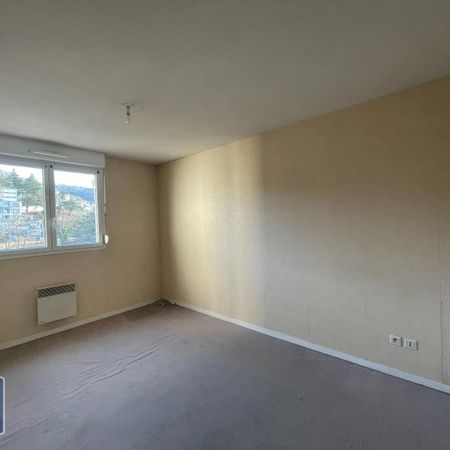 Location Appartement 2 pièces 41m² ST ETIENNE 42000 - Photo 3