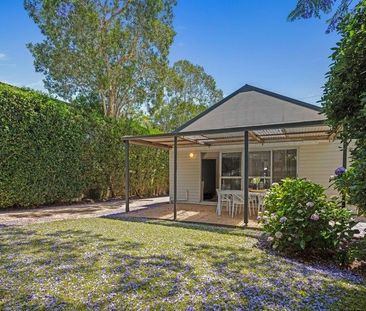 Seaside cottage in the ultimate lifestyle location - Photo 1
