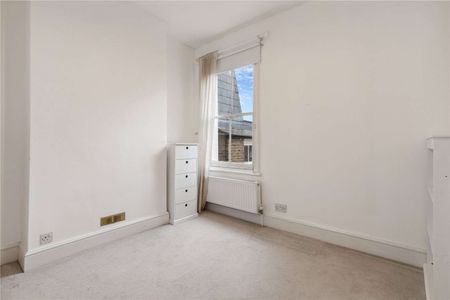 Dingwall Road, London, SW18 3AZ - Photo 5