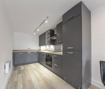 1 bedroom flat to rent - Photo 6