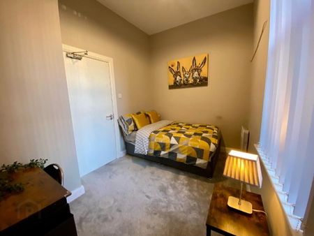 22 University Street, Room 1, All Bills Included, Belfast, BT7 1FZ - Photo 3