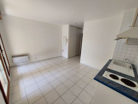 Location Appartement 1 pièce 20m² AIX EN PROVENCE 13100 - Photo 3