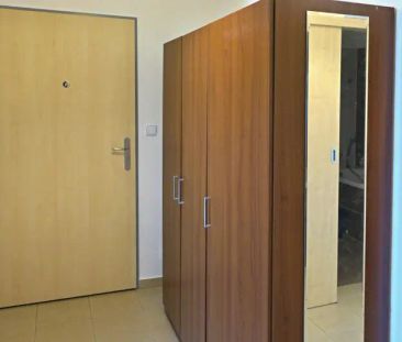 Pronájem bytu 2+kk se 2 balkony a parkováním Brno, Královo Pole - Fotografie 1