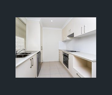 Charming Townhouse in Serene Warner Groves - Photo 6