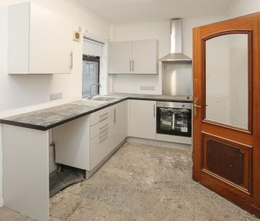 20 Dhu Varren Crescent, Belfast, BT13 3FL - Photo 2