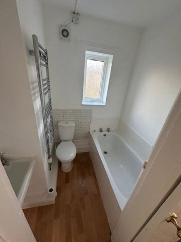 Greenland Avenue South, Maltby, S66 7ER - Photo 5