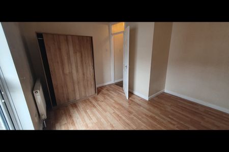 2 Bed Terraced House, Scorton Street, L6 - Photo 5