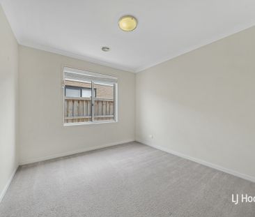 39 Tanami Street, Point Cook VIC, Belconnen - Photo 3