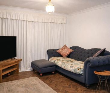 2 bedroom bungalow to rent - Photo 2