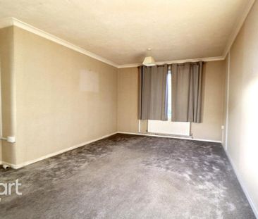 2 bedroom semi-detached house to rent - Photo 2