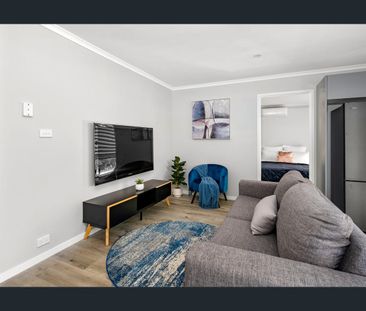 Only 2 rooms left! Fully furnished rooms for student accommodation. - Photo 1