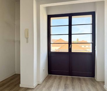 * Wunderschöne Single Wohnung mit Balkon in Altpieschen * - Foto 1