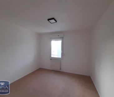 Location Appartement 2 pièces 45m² CRAN GEVRIER 74960 - Photo 2