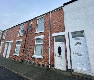 2 bedroom end of terrace house to rent - Photo 2