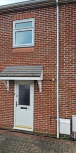 Allan Grove - Photo 4