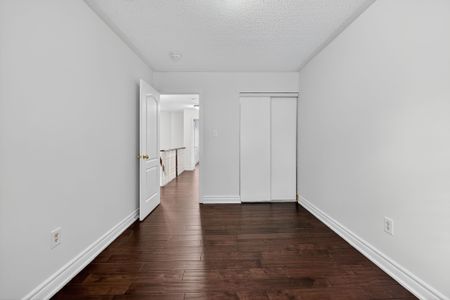 For Lease - 71 Norland Circle, Oshawa, Ontario - Photo 5