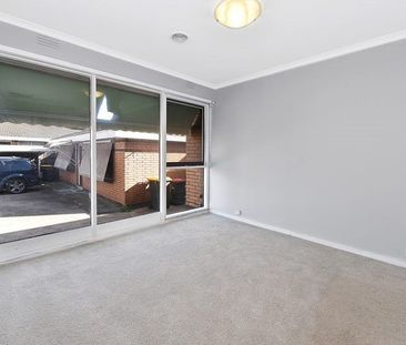 5/130-132 Hoffmans Road, Essendon VIC 3040 - Photo 3