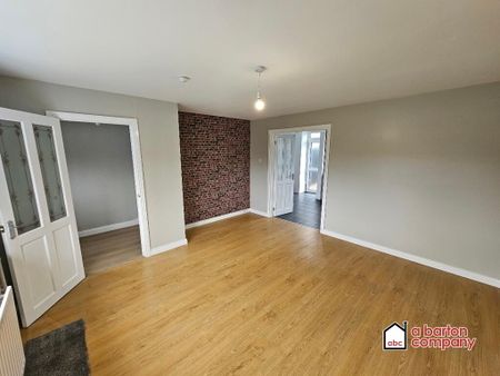 34 Fairview Road, Fairview, Newtownabbey, BT36 6QP - Photo 3
