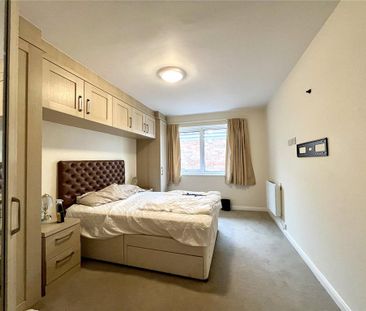 1 bedroom parking to rent - Photo 5