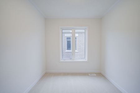 For Lease - 11 John Canning Way, Markham, Ontario - Photo 3