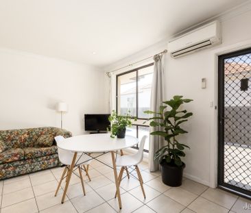1/41 Davies Street, Brunswick - Photo 3