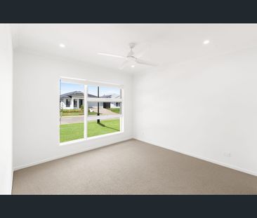 10 Harvest Street, Morayfield, Qld 4506 - Photo 5