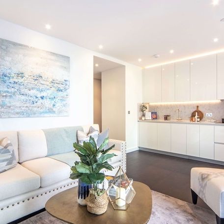 The Residence, 6-8 Charles Clowes Walk, London, SW11 - Photo 1