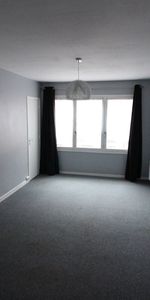 Location Appartement 1 pièce 28m² - Photo 3