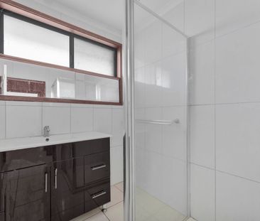 Comfortable family living - Photo 6