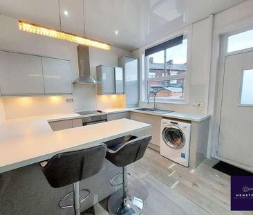 Ash Street, Middleton, Manchester, M24 - Photo 3