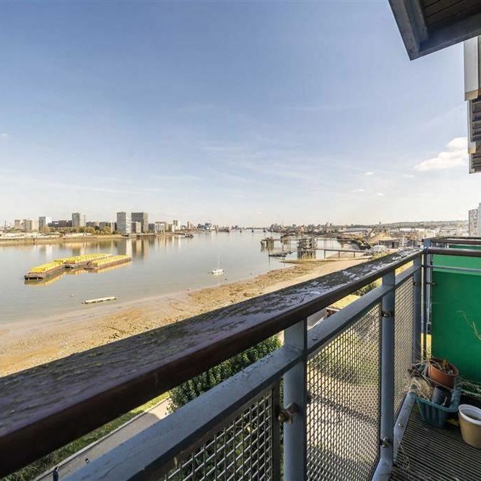 3 bedroom flat to rent - Photo 1