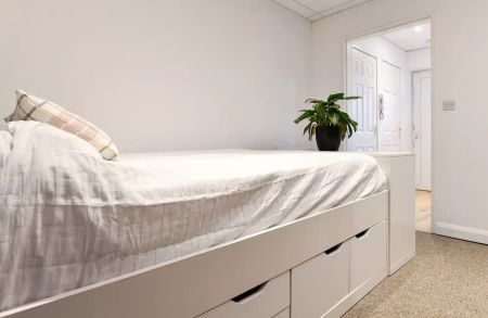 Classic Studio – Single Occupancy - Photo 2