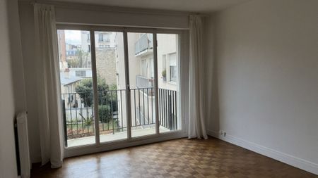 Location Appartement 3 pièces 77m² - Photo 2