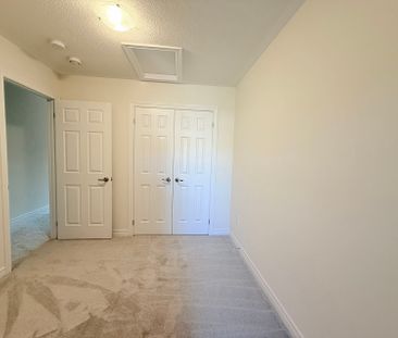 For Lease - 2857 WHITES Road, Pickering, Ontario - Photo 3