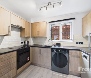 Littlebrook Avenue, Slough, Berkshire,SL2 - Photo 5