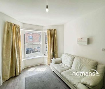 Castle Street, High Wycombe, Buckinghamshire, HP13 - Photo 1