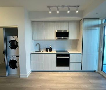 For Lease - 110 Broadway Avenue Unit# 2008, Toronto, Ontario - Photo 2