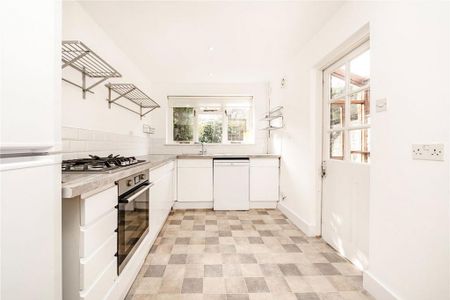 2 bedroom terraced house to rent - Photo 4