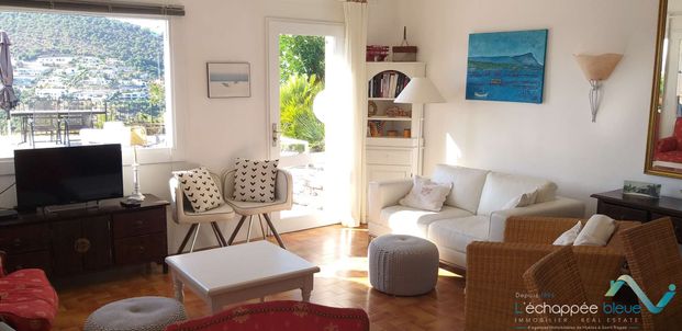 Villa 6 personnes avec piscine privée et vue mer à La Londe-Les-Maures - Photo 1