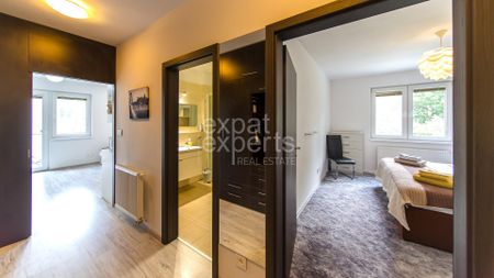 Veľmi pekný 2i byt 52 m2, s balkónom vo skvelej lokalite, ROSNIČKA - Photo 3