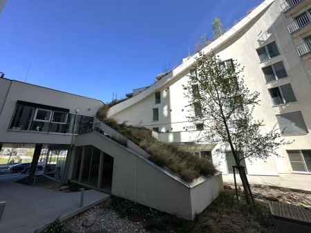 Mehr Raum fürs Leben: 4-Zimmer-Wohnung in ruhiger Lage mit 2 Bädern & großem Sonnenbalkon - Foto 3